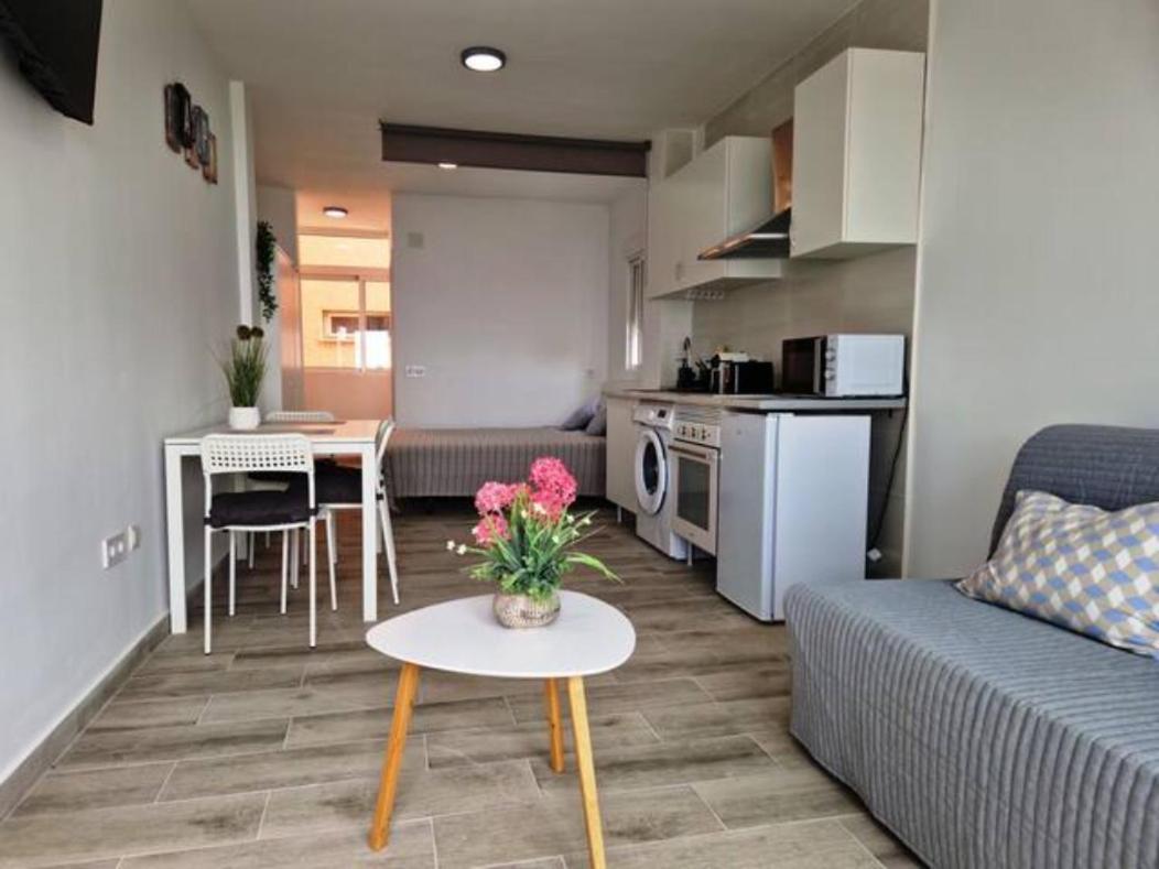 Coral Apartment *